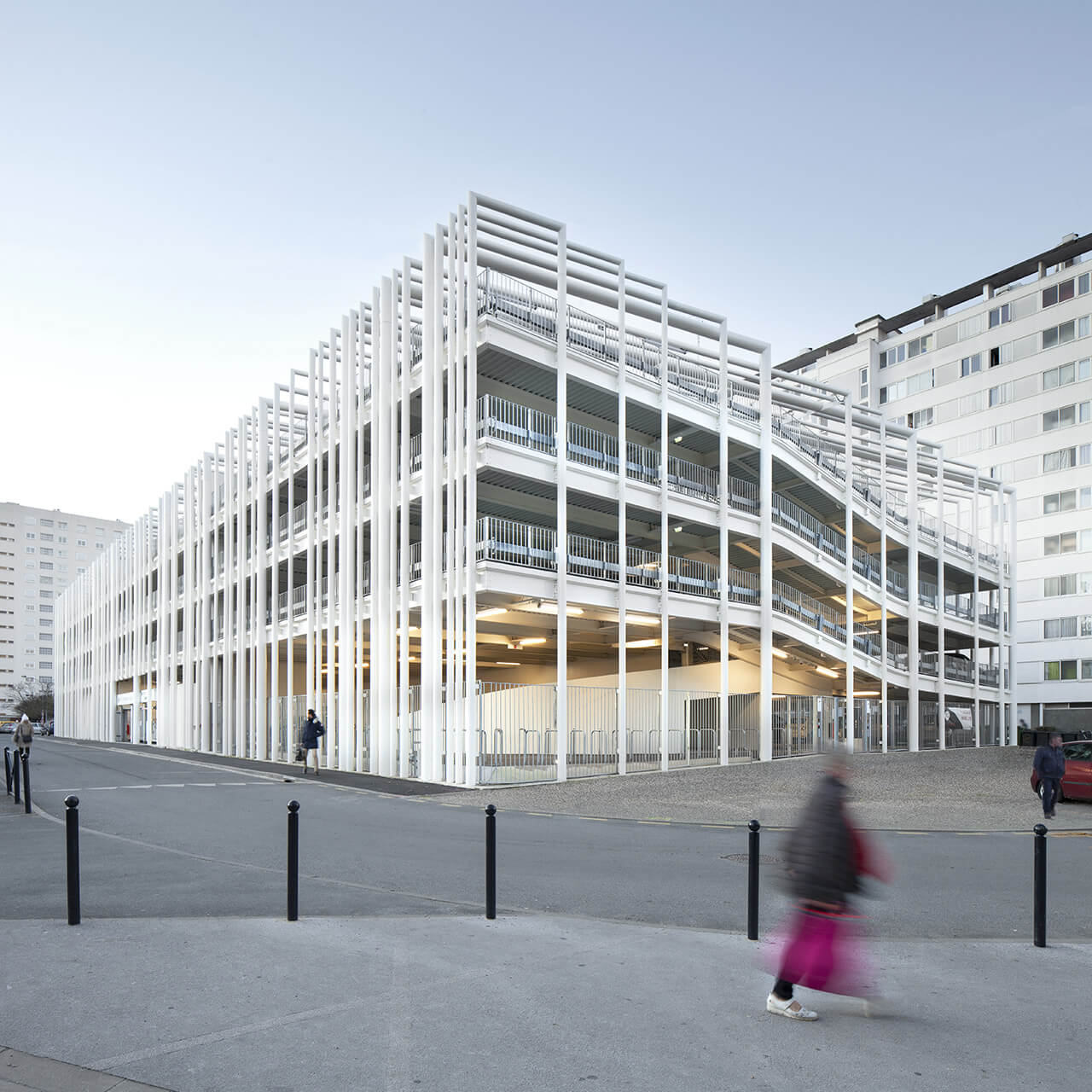 MORE-Architecture-Accueil-Tertiaire-Parking-Silo-Bordeaux-PGP_1