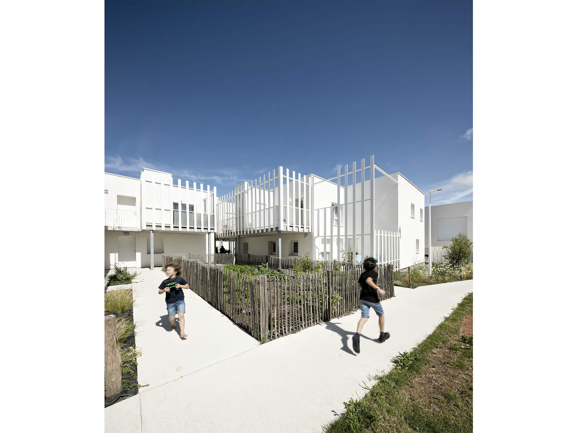 MORE-Architecture-Projet-Logements-Intermediaires-La-Rochelle-TKR_01