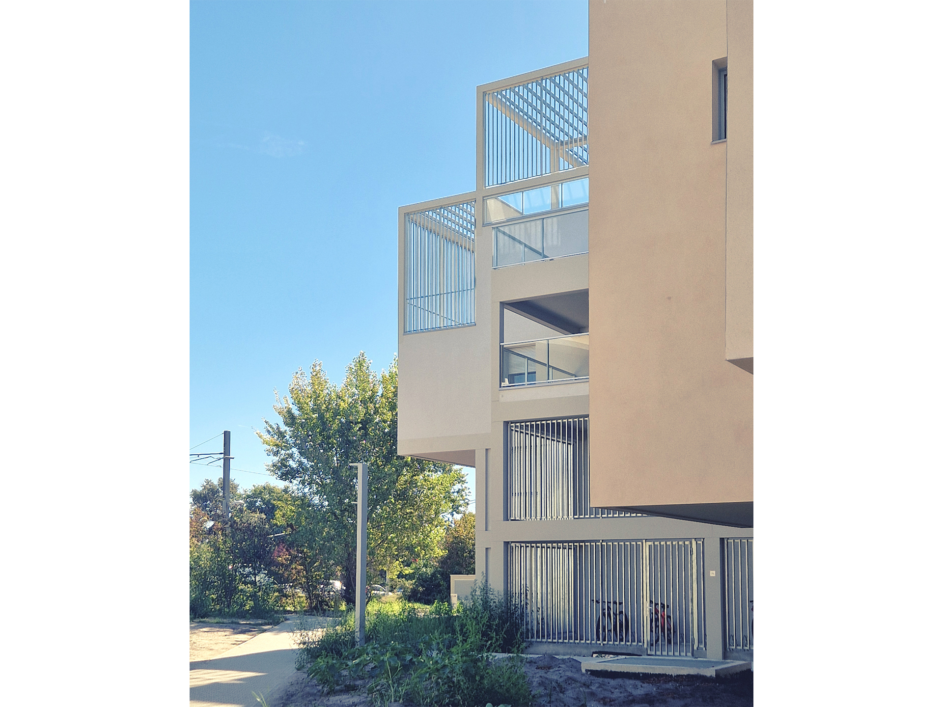 MORE-Architecture-Projet-Logement-Bureaux-Cafe-Residence-Hoteliere-Pessac-HLE_20