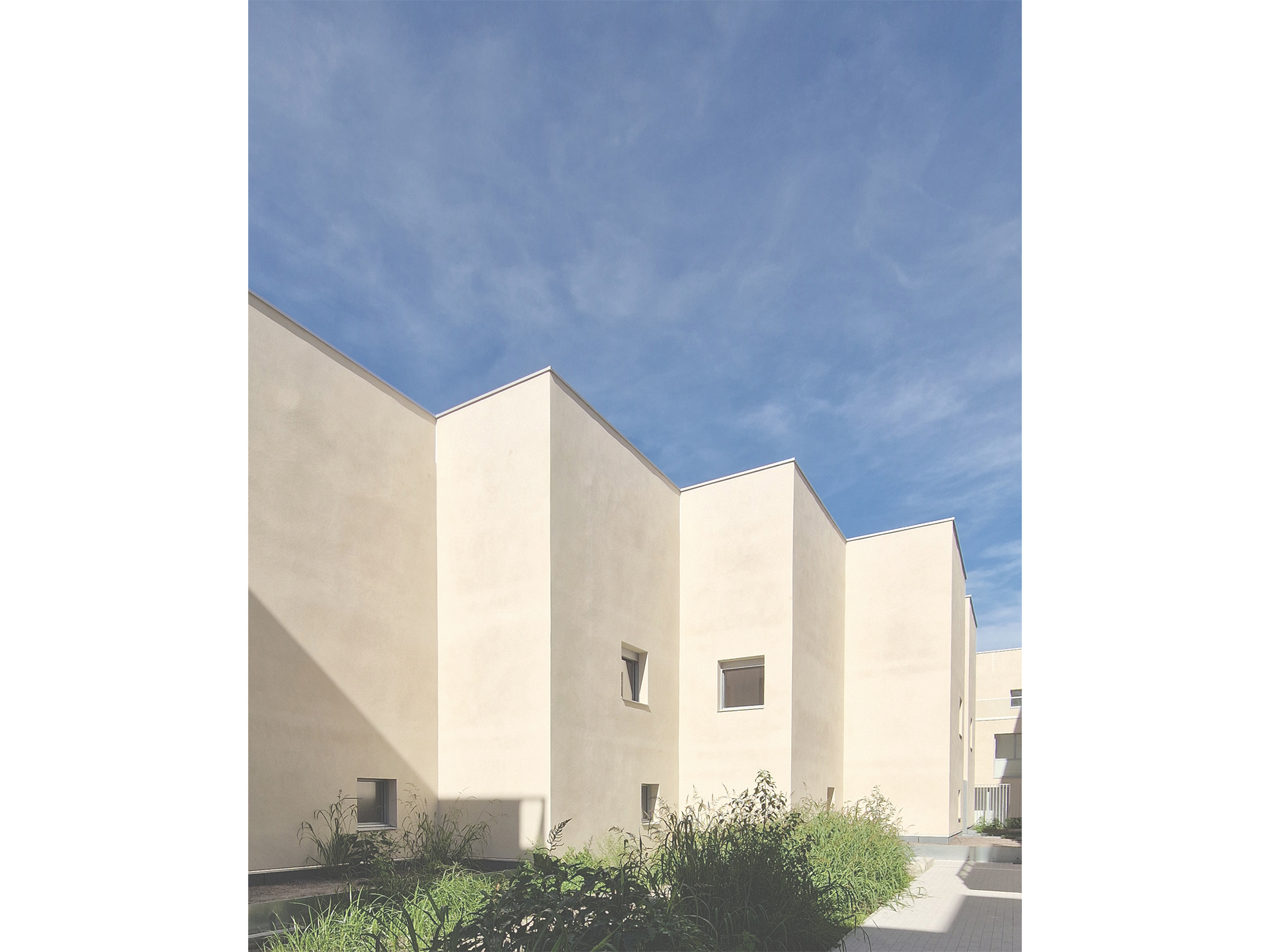 MORE-Architecture-Projet-Logement-Bureaux-Cafe-Residence-Hoteliere-Pessac-HLE_22