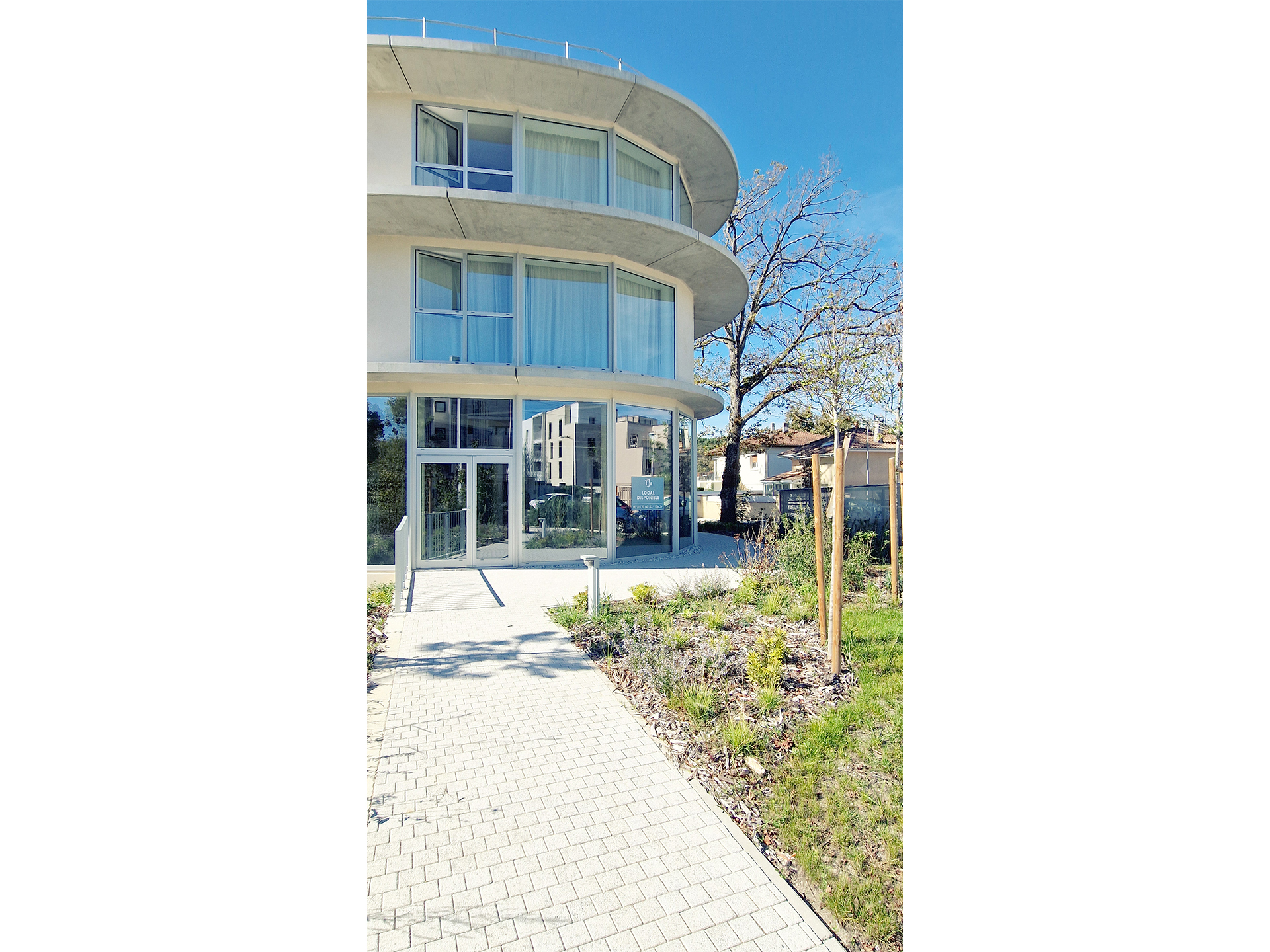 MORE-Architecture-Projet-Logement-Bureaux-Cafe-Residence-Hoteliere-Pessac-HLE_29